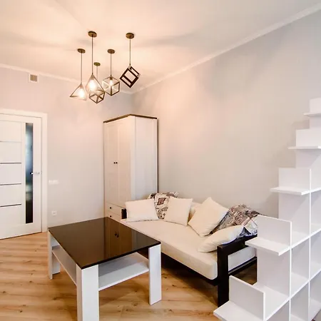 Myaparts R1 Apartament *