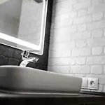 Myaparts R1 Lviv